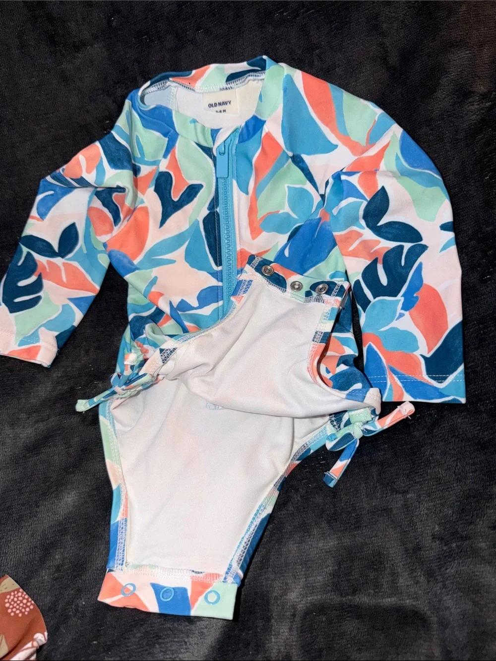 Old Navy Girls One-Piece Rash Guard Swimsuit in Coral, Teal, Navy, Mint, White